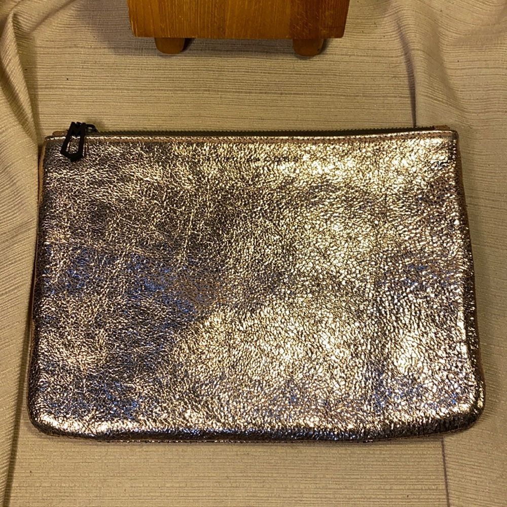 NWOT Marc Jacobs leather zipper pouch/clutch